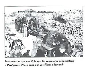 Une photo de l’installation des canons de la batterie côtière de Leucate en 1943